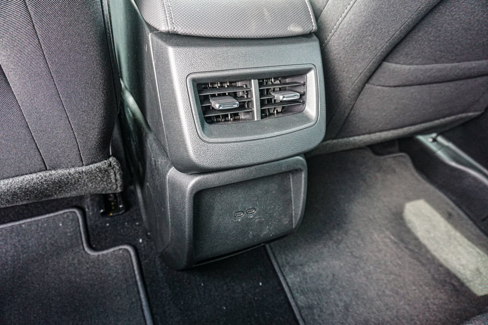 New 2026 Chevrolet Equinox EV LT FWD image 52