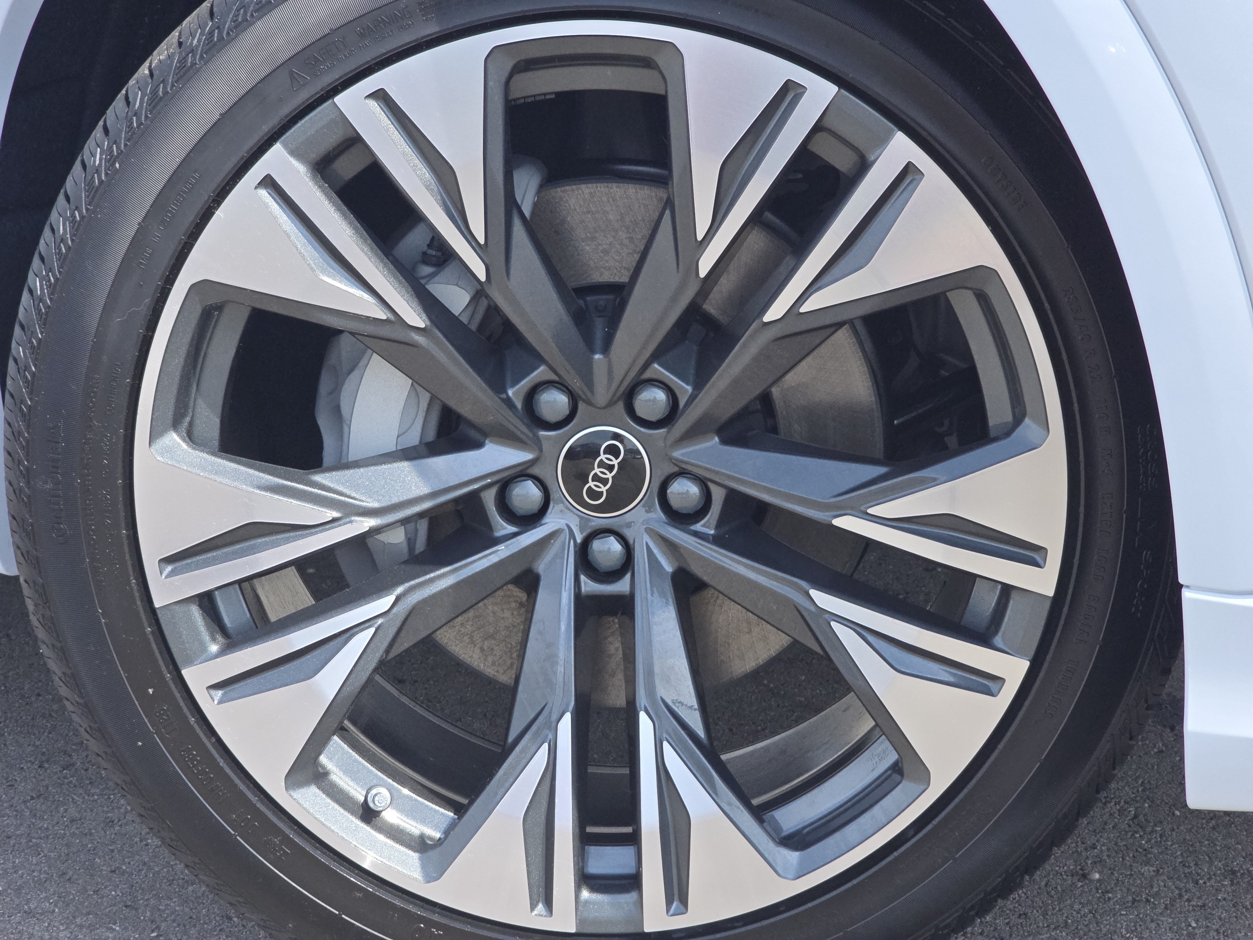 New 2026 Audi Q8 Premium Plus AWD/4WD image 16