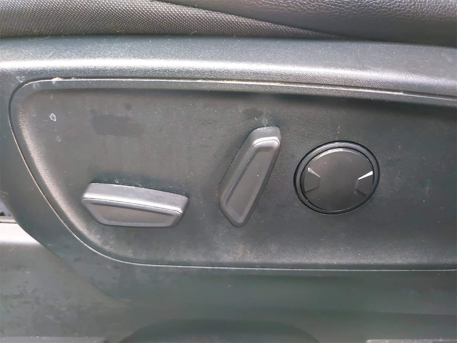 Used 2022 Ford Escape SEL image 33