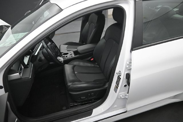 Used 2024 Kia K5 GT-Line w/ GT-Line Premium Package AWD/4WD image 19
