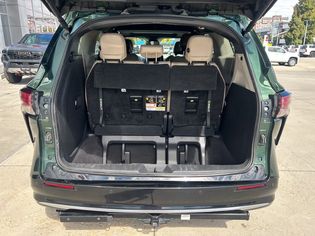 Certified 2022 Toyota Sienna Limited AWD/4WD image 29