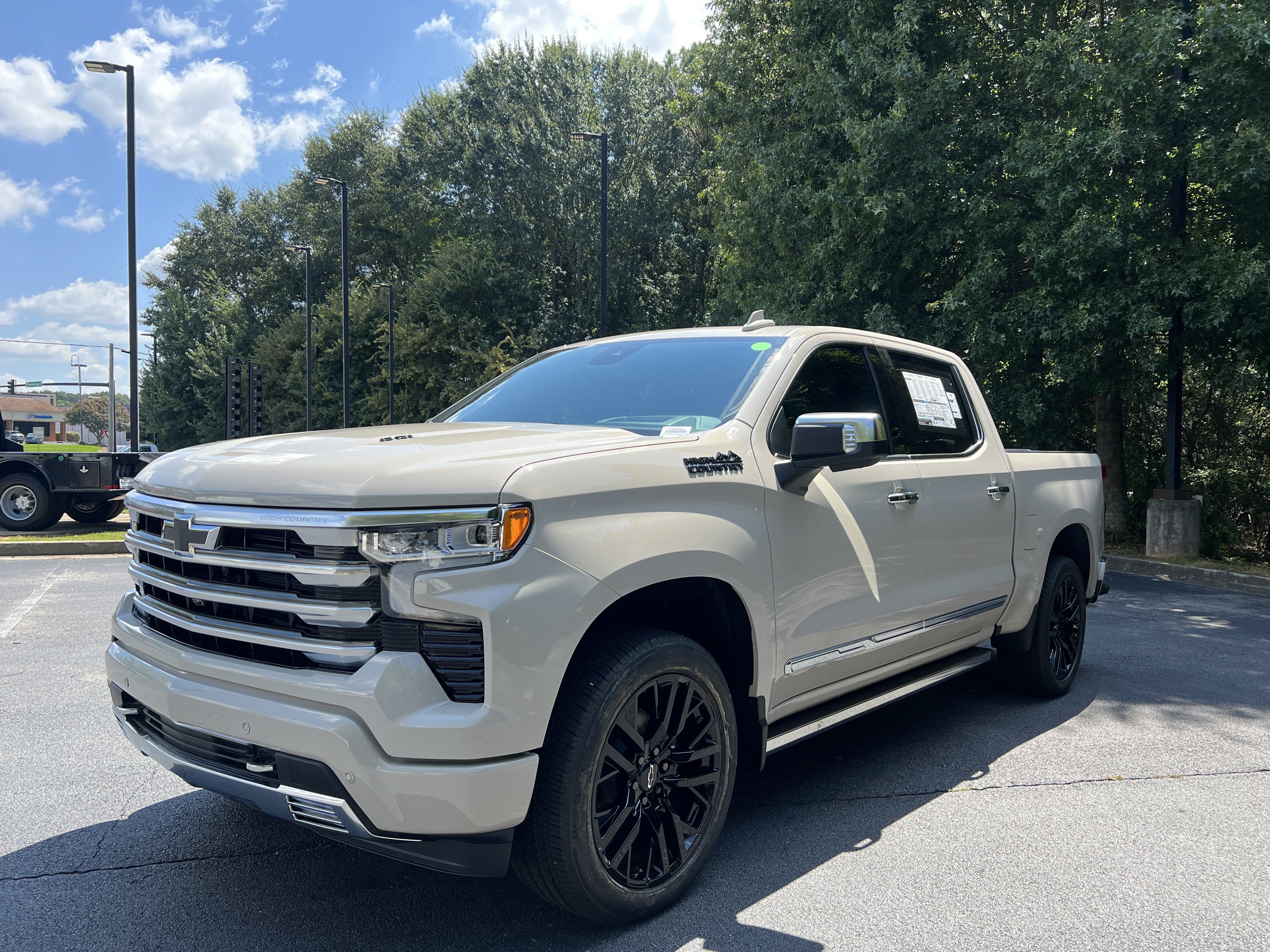 New 2026 Chevrolet Silverado 1500 High Country AWD/4WD image 5