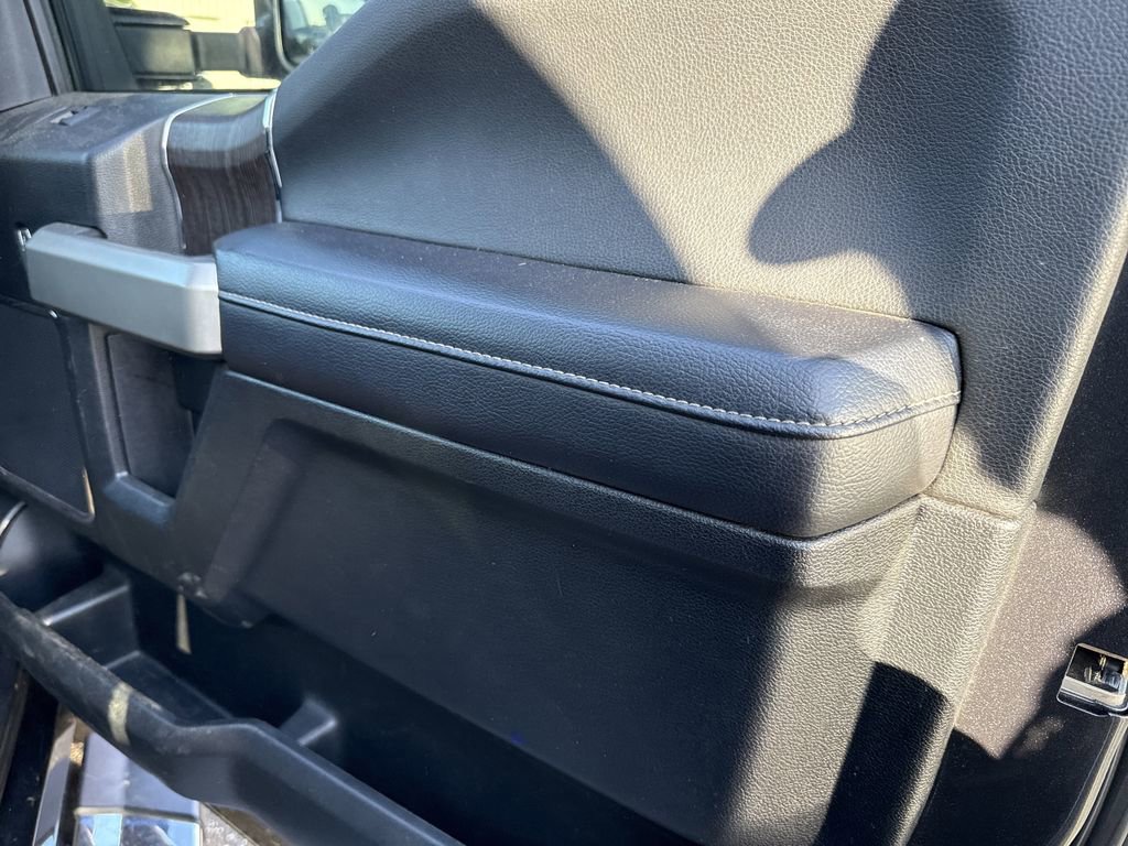 Used 2020 Ford F250 Lariat w/ Lariat Ultimate Package image 7
