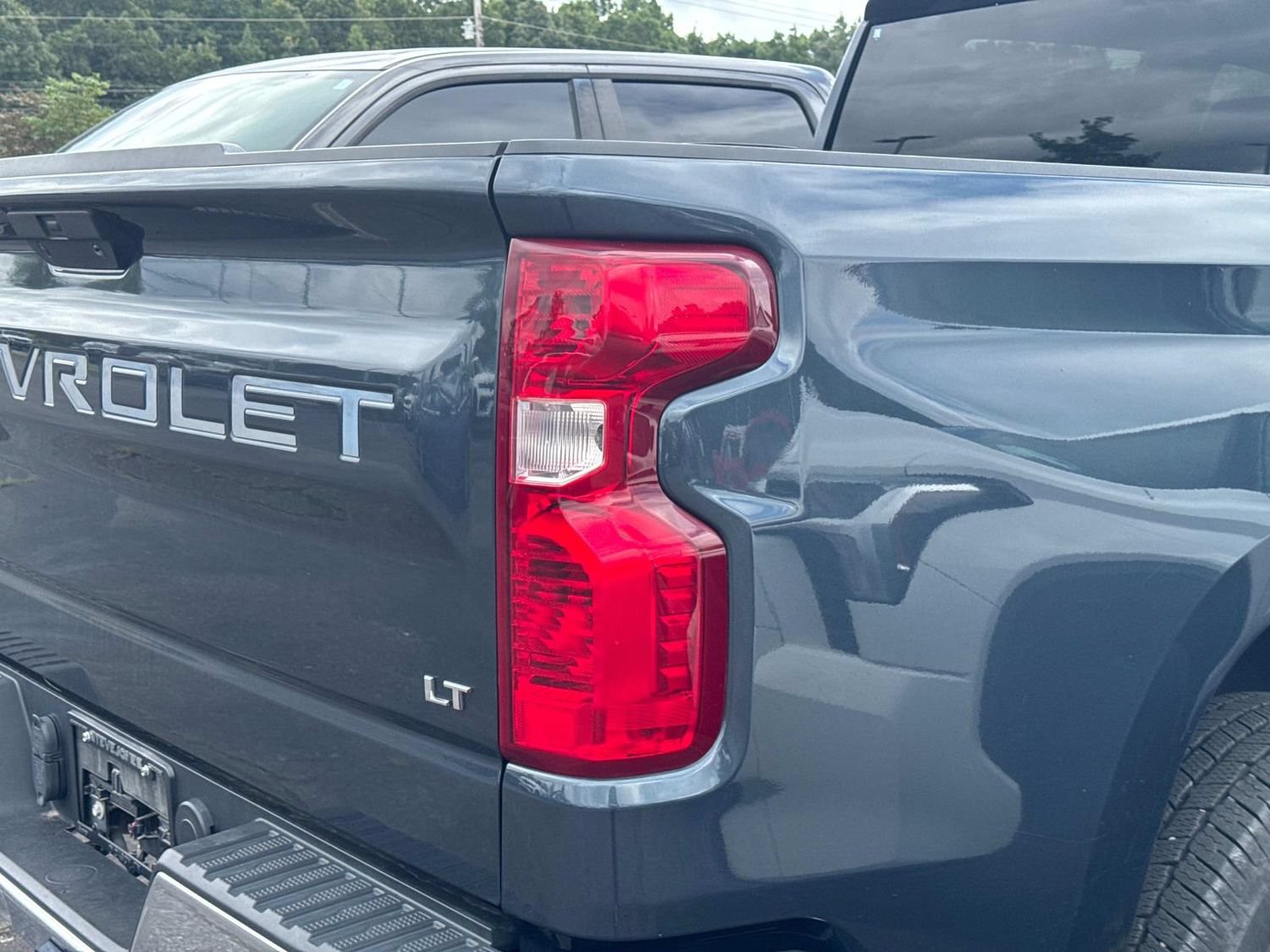 Used 2019 Chevrolet Silverado 1500 LT w/ All-Star Edition AWD/4WD image 14