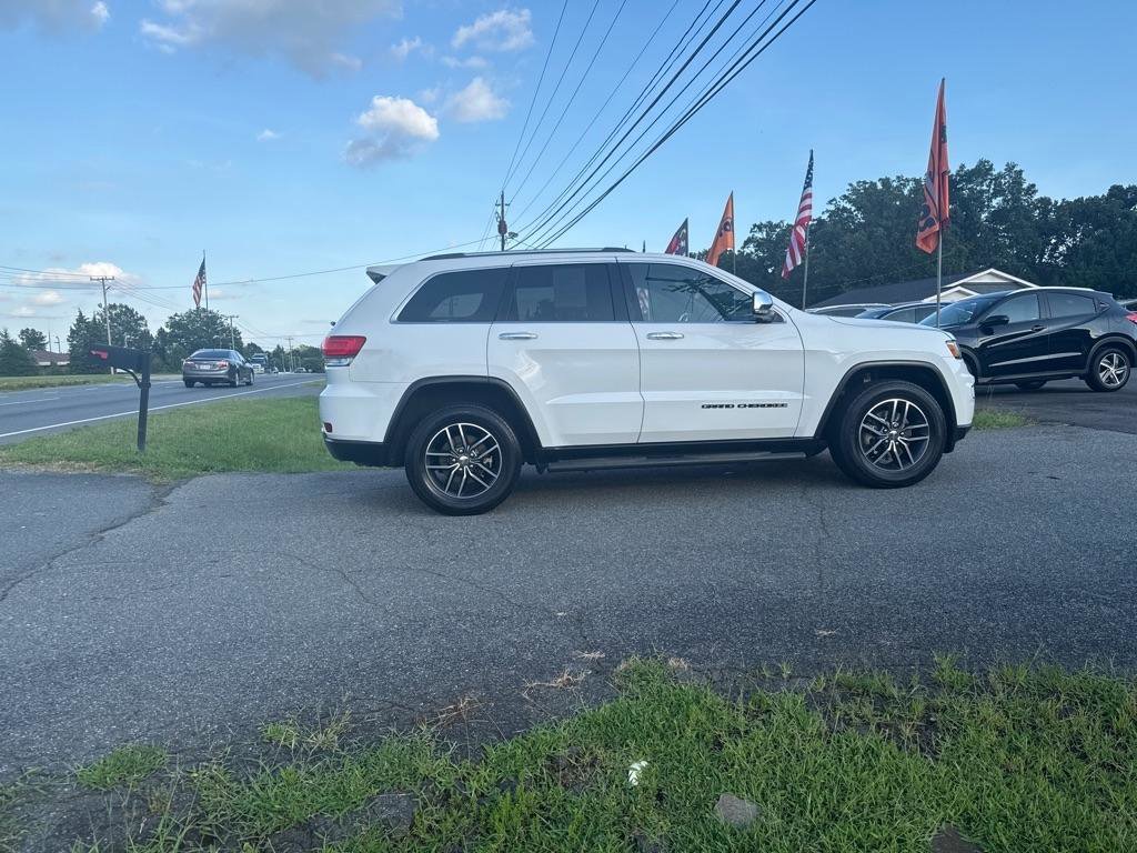 Used 2018 Jeep Grand Cherokee Limited RWD image 13