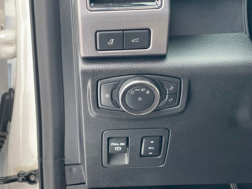 Used 2019 Ford Expedition Max Platinum image 13