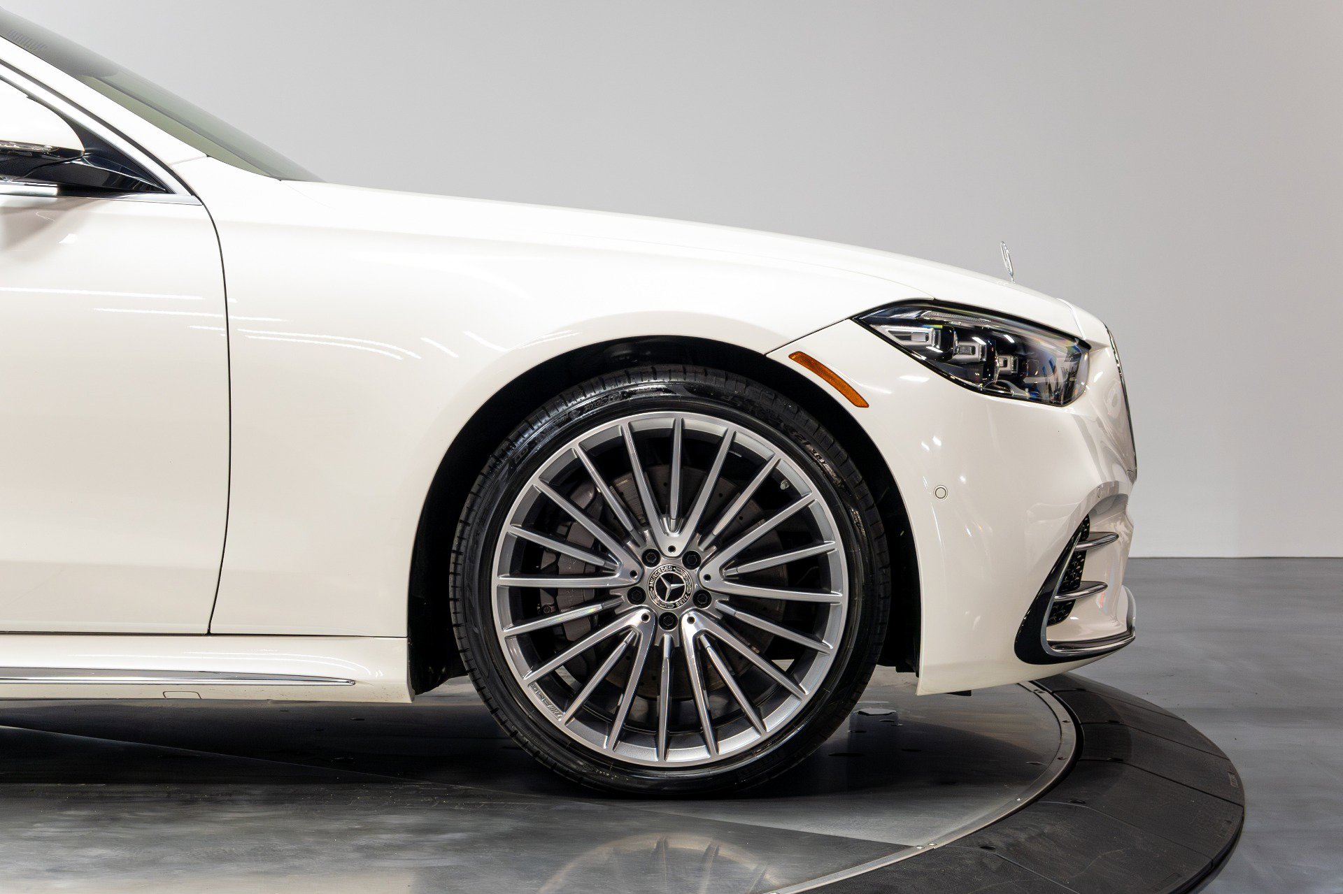 Used 2022 Mercedes-Benz S 580 4MATIC Sedan image 17