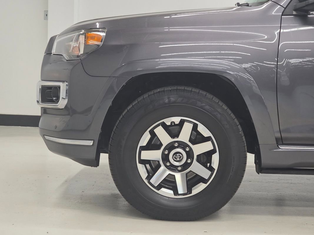Used 2015 Toyota 4Runner Limited AWD/4WD image 47