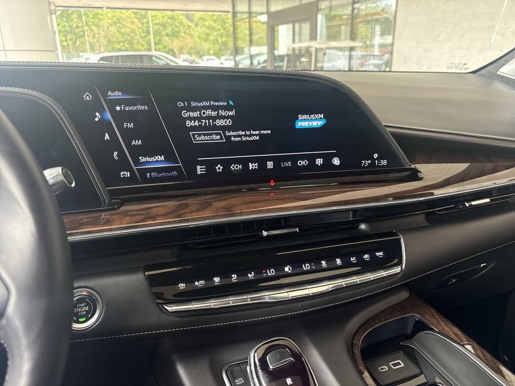 Certified 2023 Cadillac Escalade Premium Luxury Platinum AWD/4WD image 13