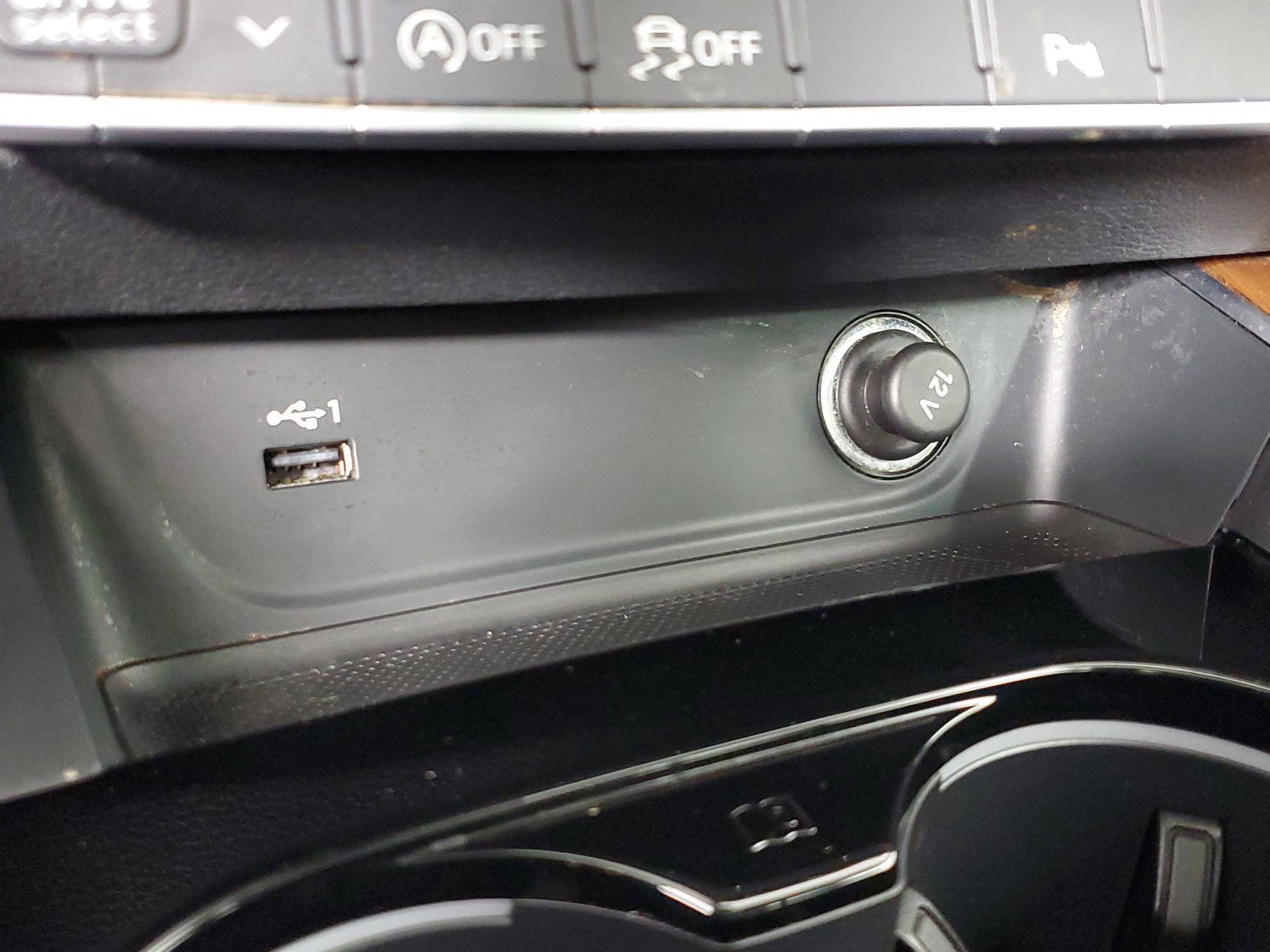 Certified 2023 Audi A4 2.0T Premium w/ Convenience Package image 38