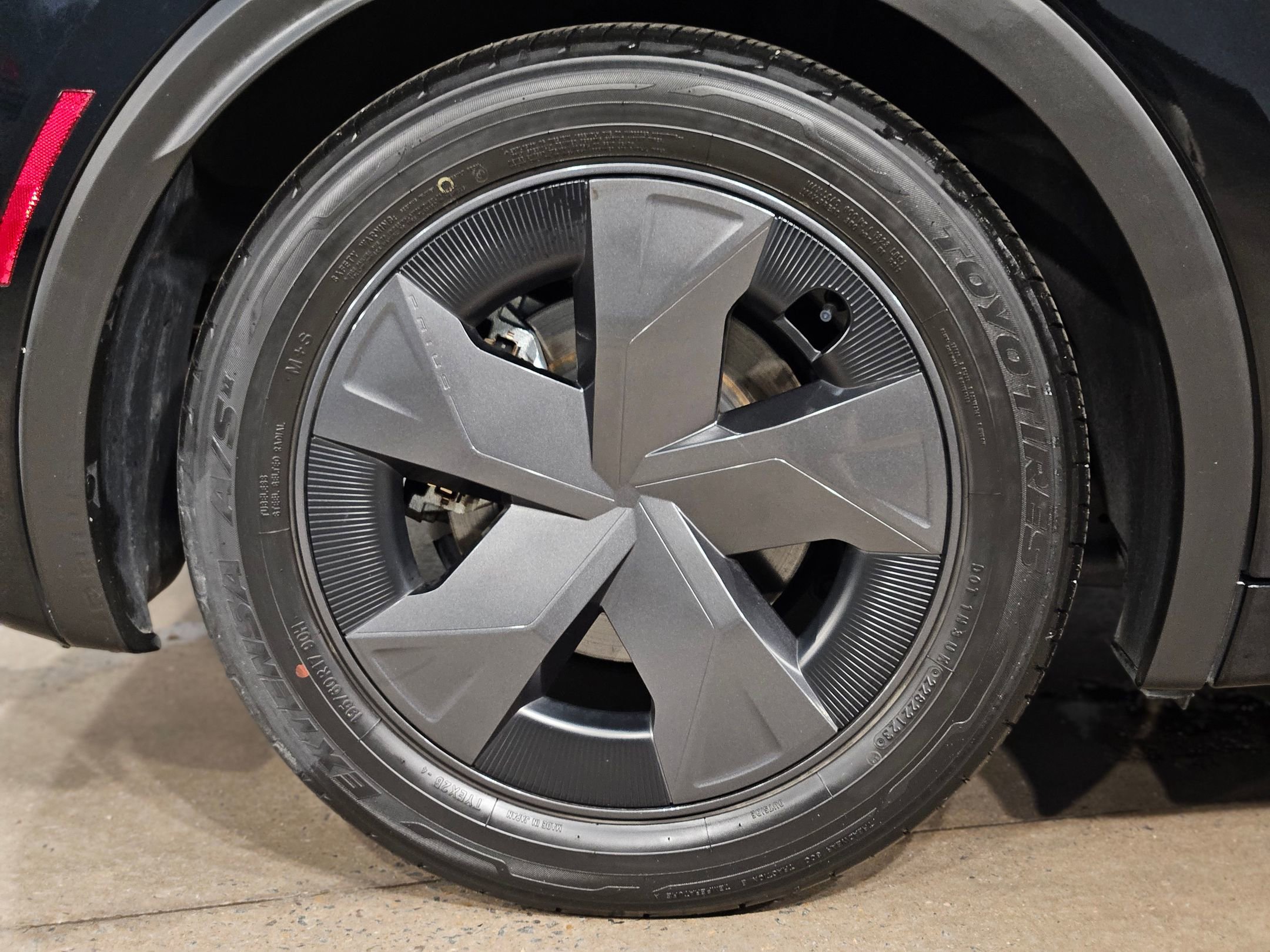 Used 2023 Toyota Prius LE image 17