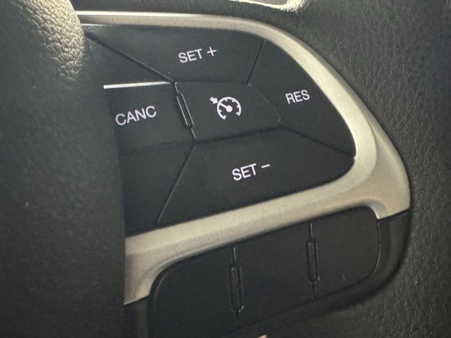 Used 2015 Jeep Renegade Sport w/ Power & Air Group image 16