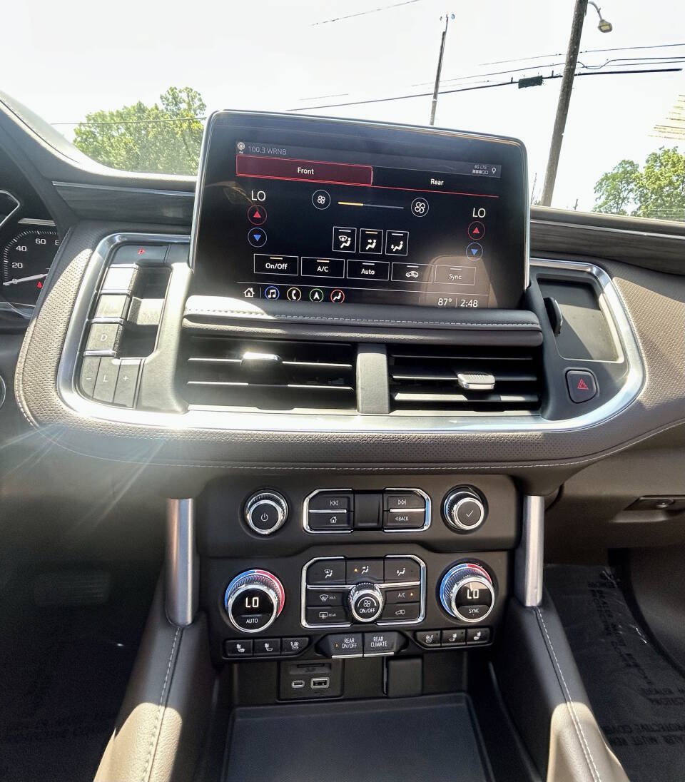 Used 2021 GMC Yukon XL SLT w/ SLT Luxury Plus Package AWD/4WD image 24