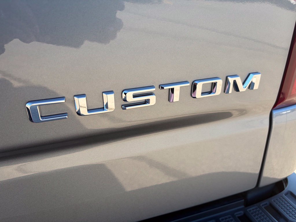 New 2026 Chevrolet Silverado 1500 Custom RWD image 10