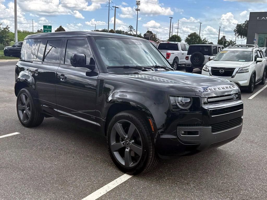 New 2025 Land Rover Defender 110 V8 image 9