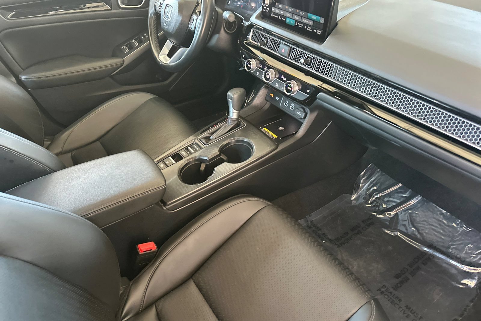 Used 2024 Honda Civic Touring image 16