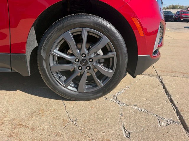 Certified 2022 Chevrolet Equinox RS w/ Infotainment Package FWD image 16