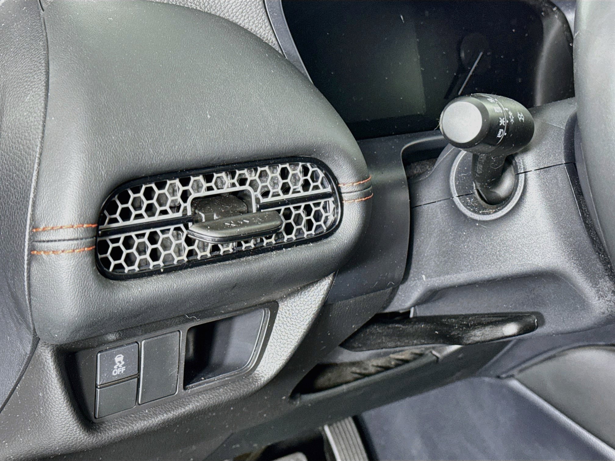 Certified 2024 Honda HR-V Sport image 10