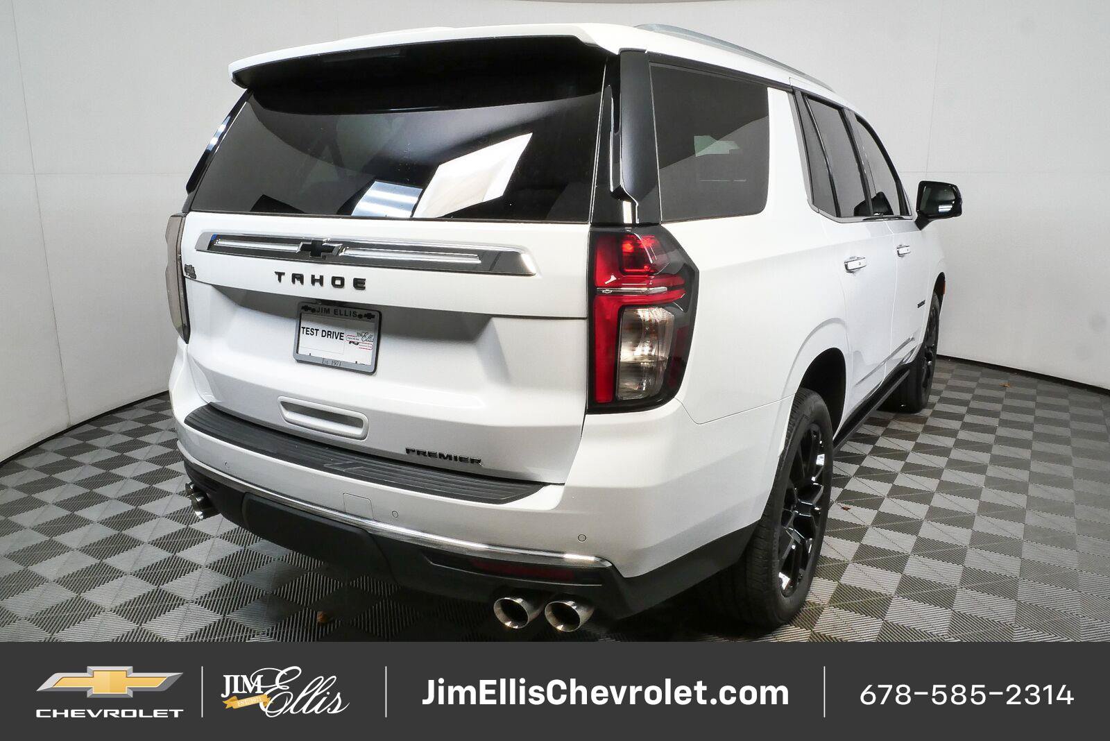 Used 2023 Chevrolet Tahoe Premier w/ Premium Package 2 AWD/4WD image 3