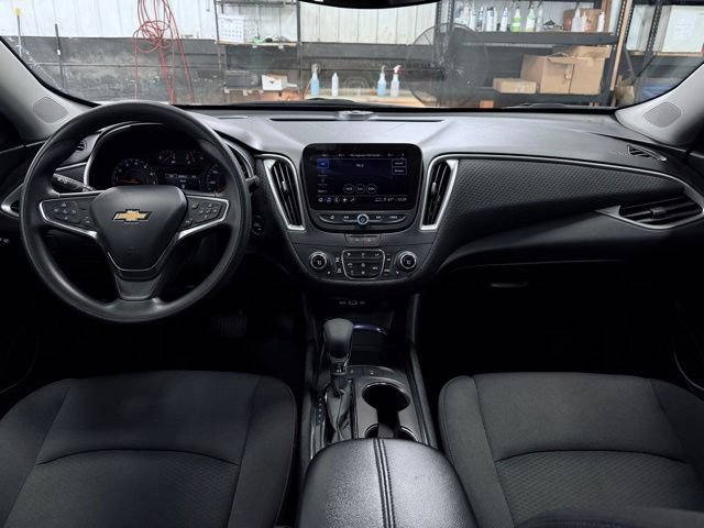 Used 2024 Chevrolet Malibu LT FWD image 21