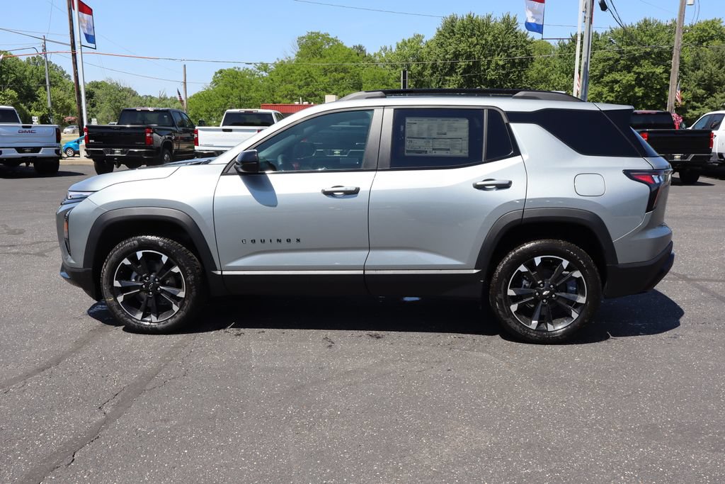 New 2026 Chevrolet Equinox RS w/ Convenience Package III AWD/4WD image 25
