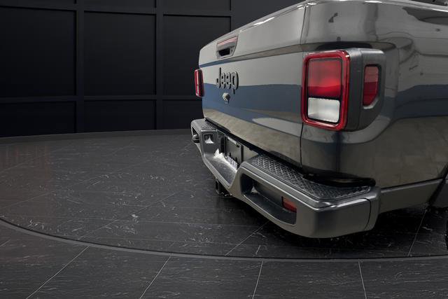 Used 2021 Jeep Gladiator Sport image 31