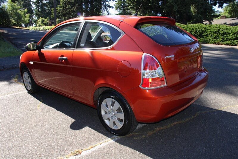 Used 2008 Hyundai Accent GS FWD image 4