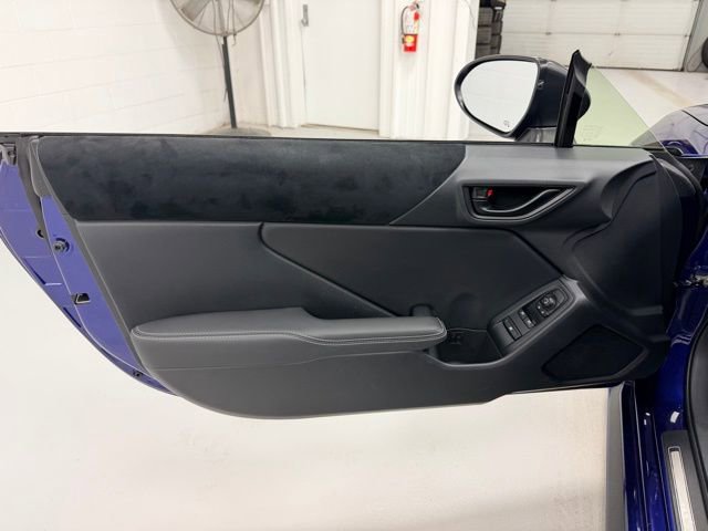 Used 2023 Toyota GR86 Premium image 17