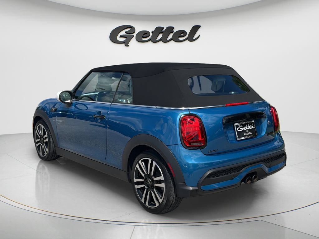 Used 2024 MINI Cooper S w/ Signature Upholstery Package FWD image 7