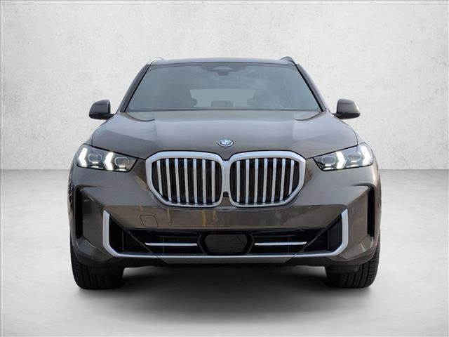 Used 2026 BMW X5 xDrive50e w/ Climate Comfort Package AWD/4WD image 6
