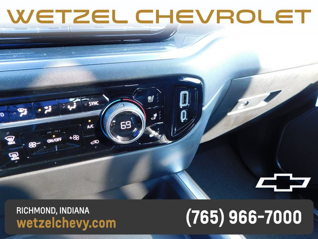Used 2025 Chevrolet Silverado 2500 High Country w/ Technology Package AWD/4WD image 39