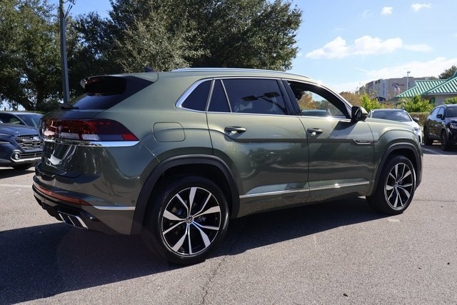 New 2026 Volkswagen Atlas Cross Sport SEL Premium R-Line image 7