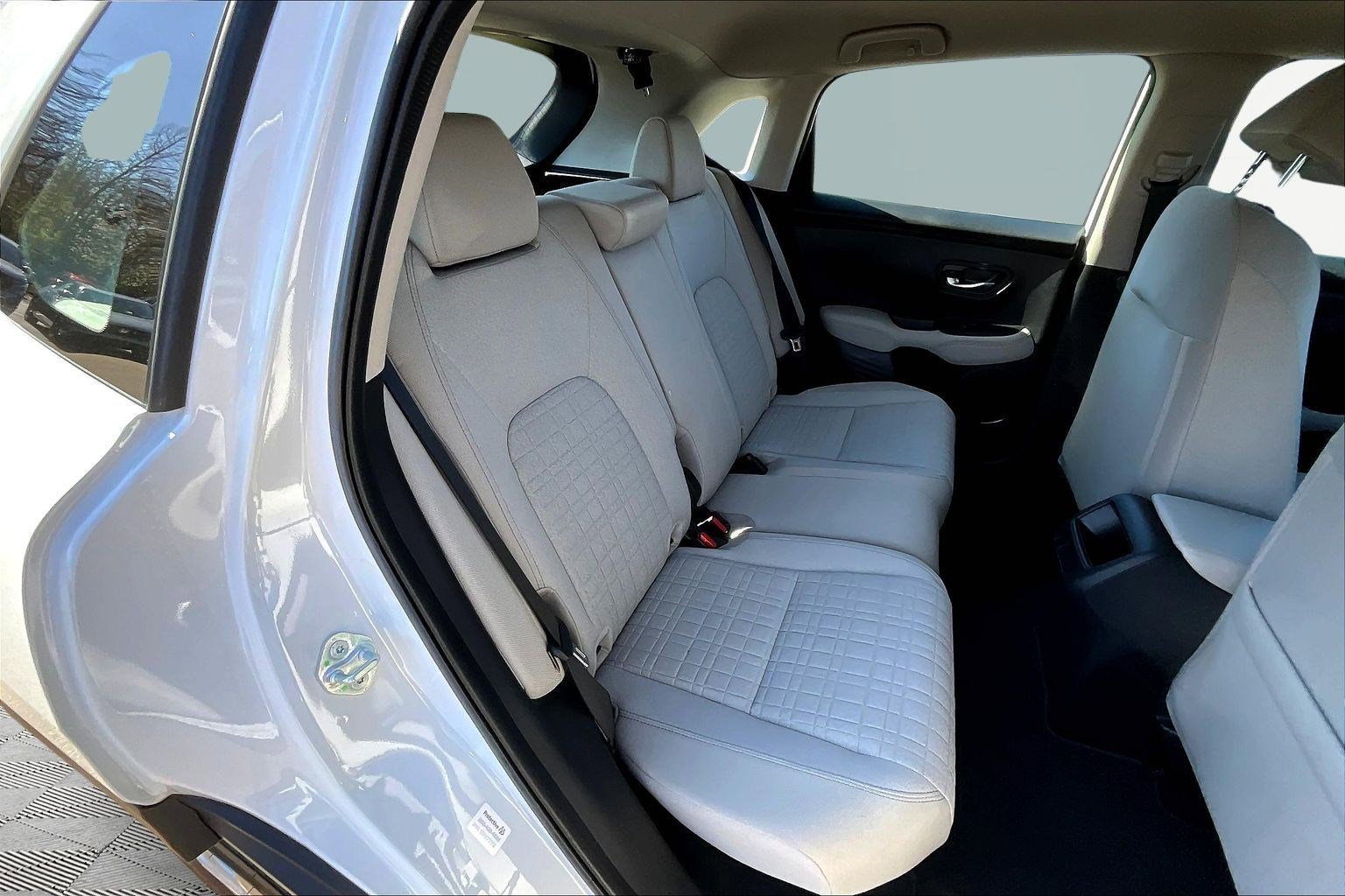 Used 2024 Honda HR-V LX image 25