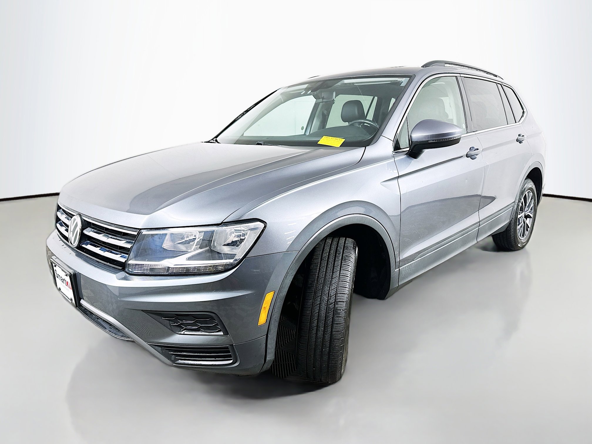 Used 2019 Volkswagen Tiguan SE AWD/4WD image 3
