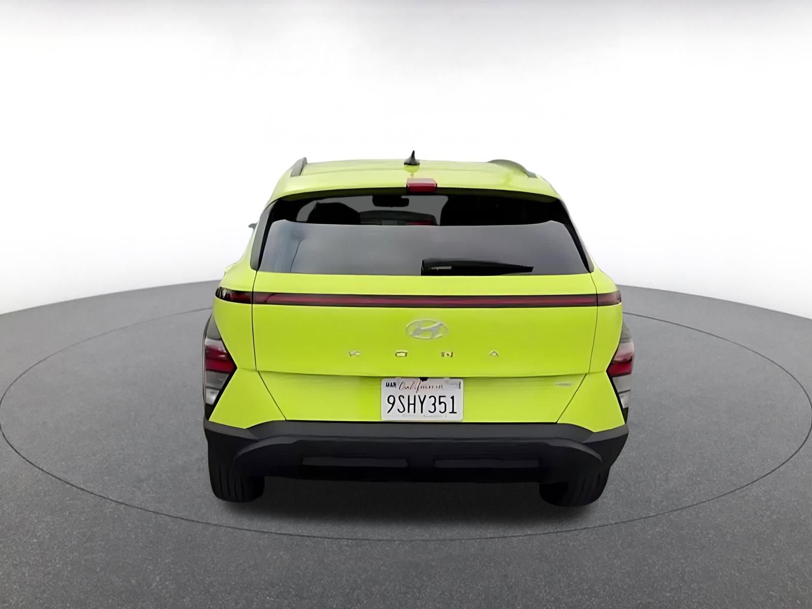 Used 2025 Hyundai Kona SEL image 12