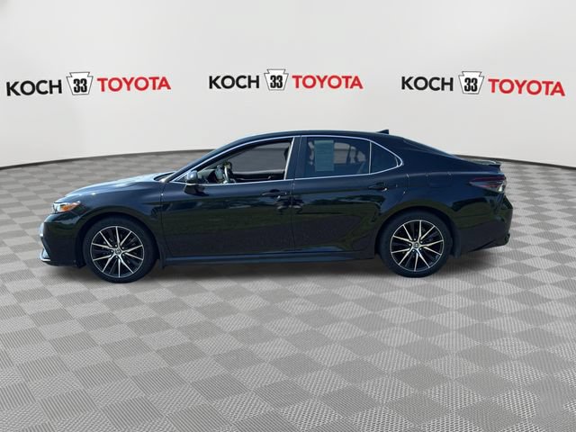 Certified 2023 Toyota Camry SE w/ Cold Weather Package AWD/4WD image 4