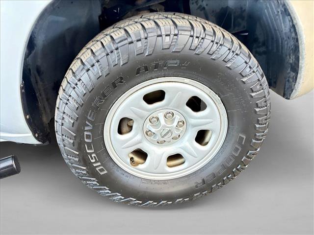 Used 2014 Nissan Xterra X AWD/4WD image 16
