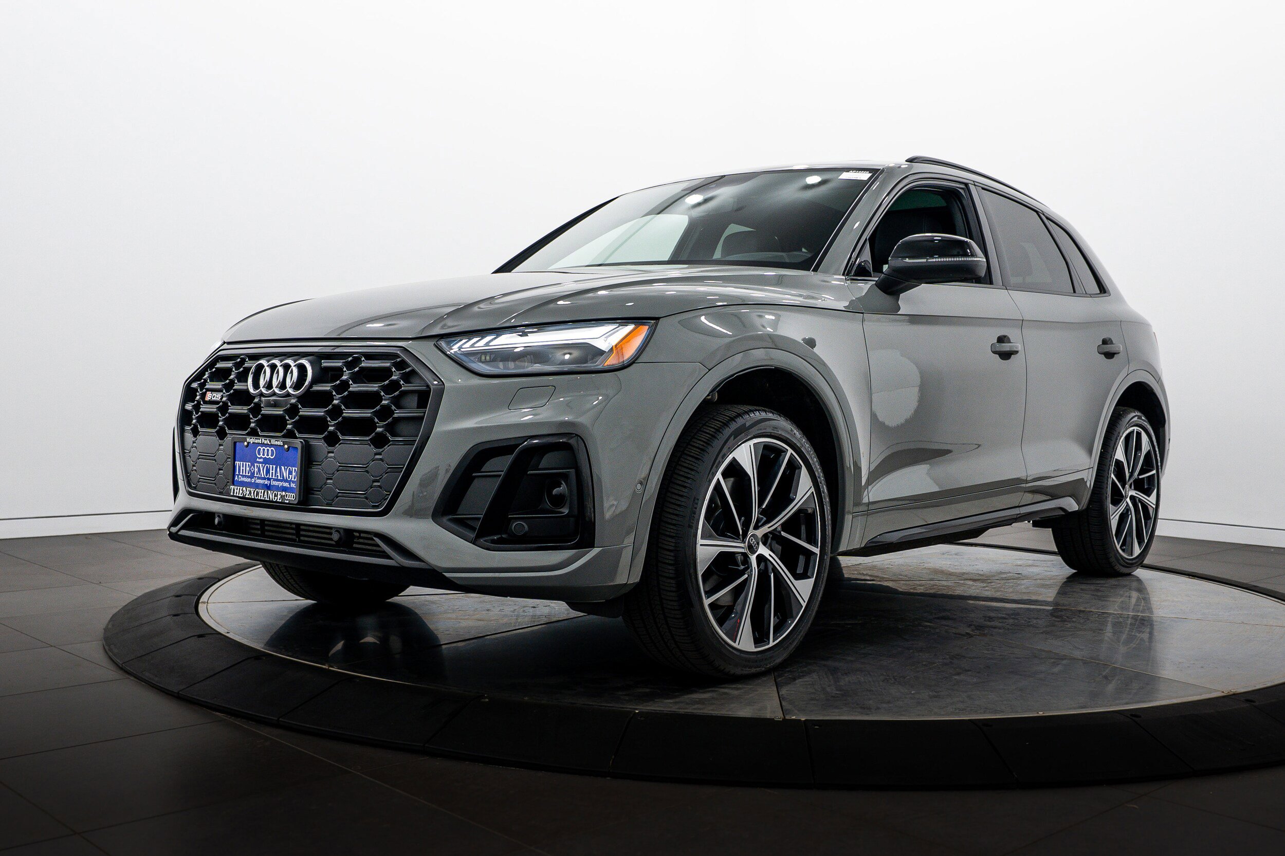 Used 2021 Audi SQ5 Prestige AWD/4WD image 7