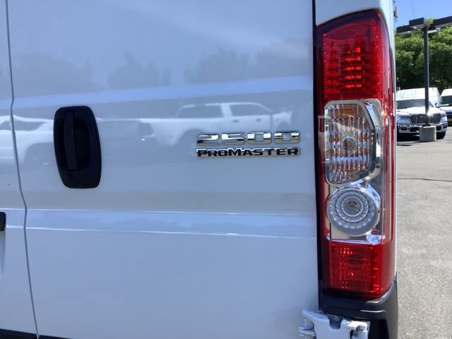 Used 2026 RAM ProMaster 2500 w/ Convenience Group FWD image 34