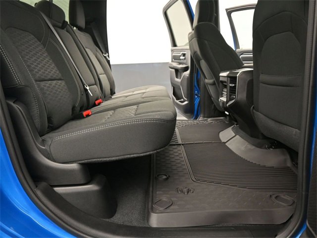 New 2026 RAM 1500 4x4 Crew Cab image 15