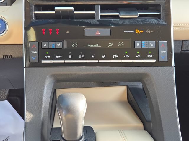 Used 2020 Toyota Avalon Limited w/ Advanced Safety Package FWD image 19