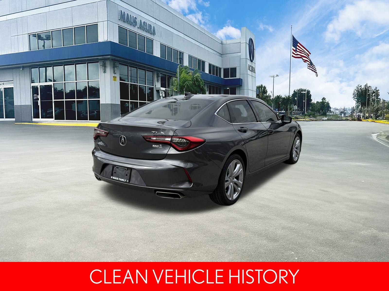 Used 2023 Acura TLX w/ Technology Package image 4