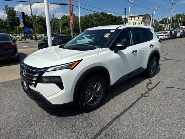 Used 2026 Nissan Rogue S AWD/4WD image 1