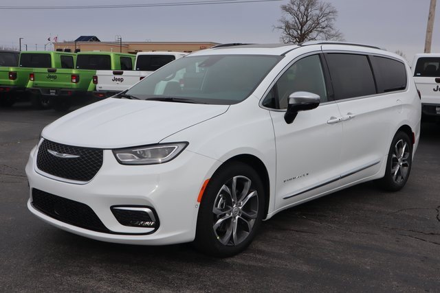 New 2026 Chrysler Pacifica Pinnacle image 20