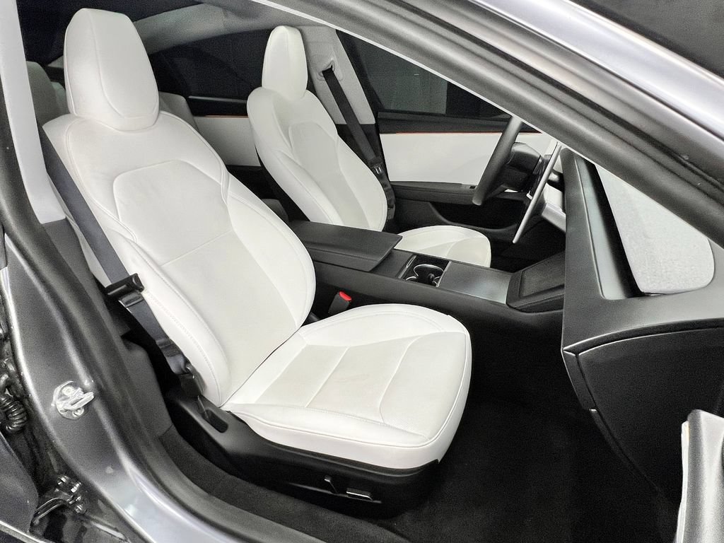 Used 2025 Tesla Model 3 Long Range RWD image 8