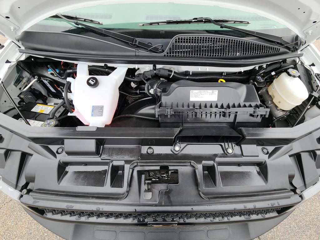 Used 2025 Chevrolet Express 3500 LS RWD image 29