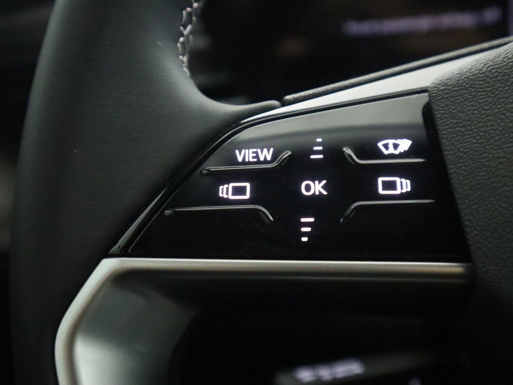 Used 2025 Audi Q5 Premium Plus w/ Premium Plus image 13