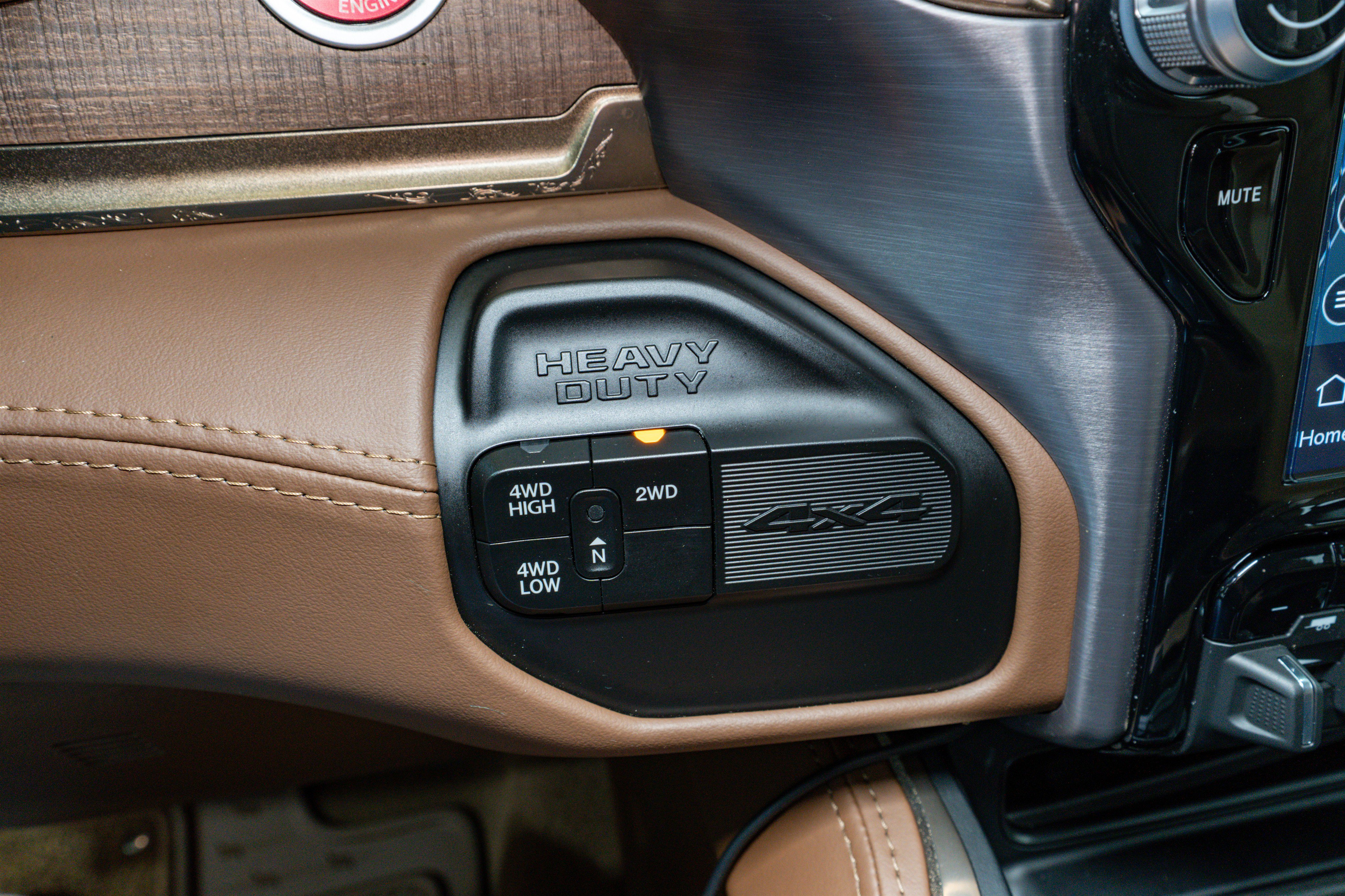 Used 2023 RAM 3500 Limited image 27