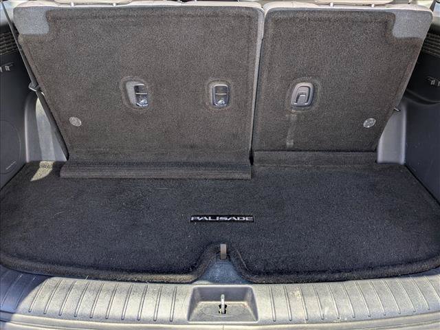 Used 2022 Hyundai Palisade Limited w/ Cargo Package FWD image 6