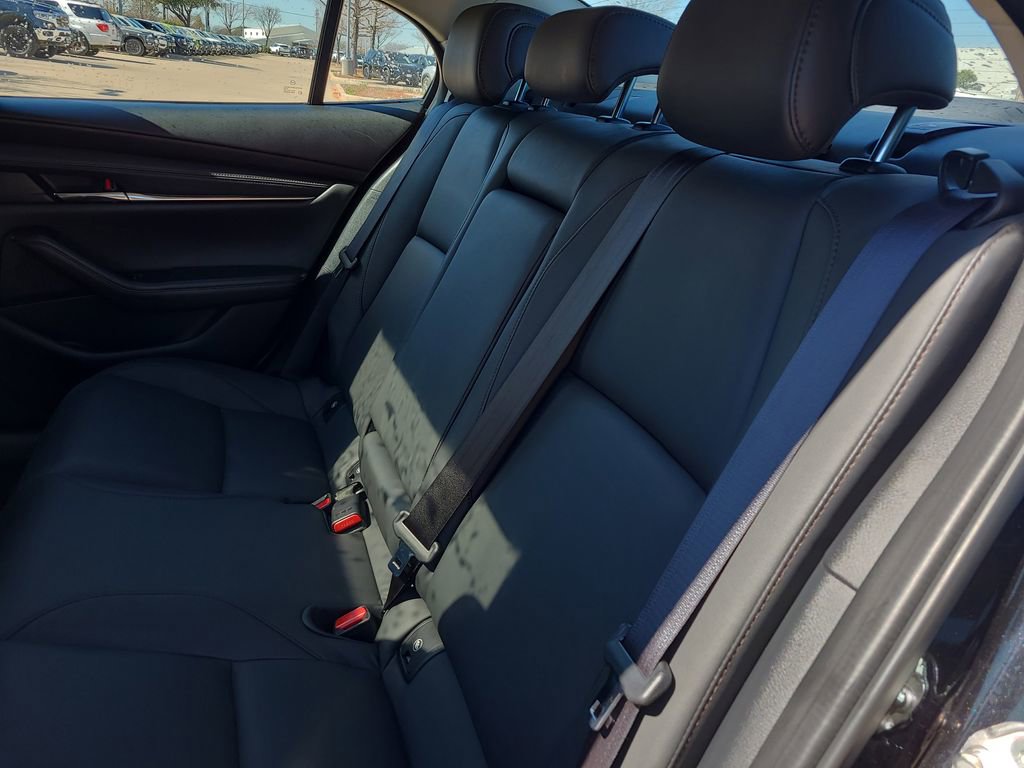 Used 2024 MAZDA MAZDA3 s image 9